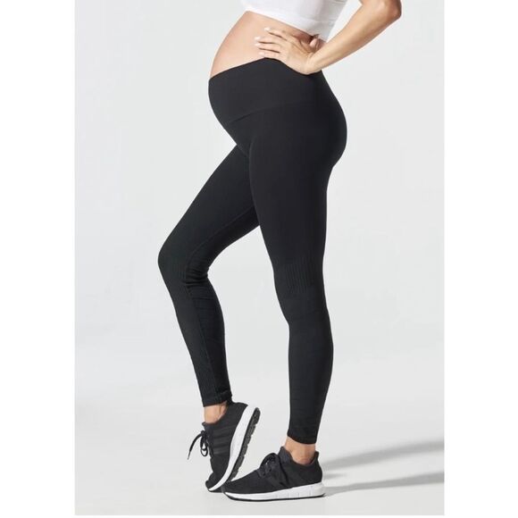 BLANQI sport Hipster Cuffed Leggings - Picture 1 of 11